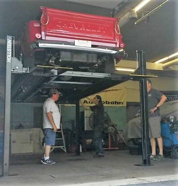 Hollstein Park 8000XLT