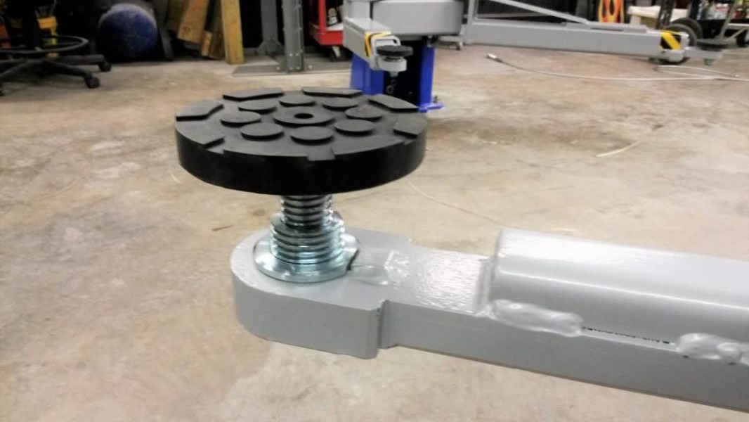 Srew-up Heighr Adjustable Pad